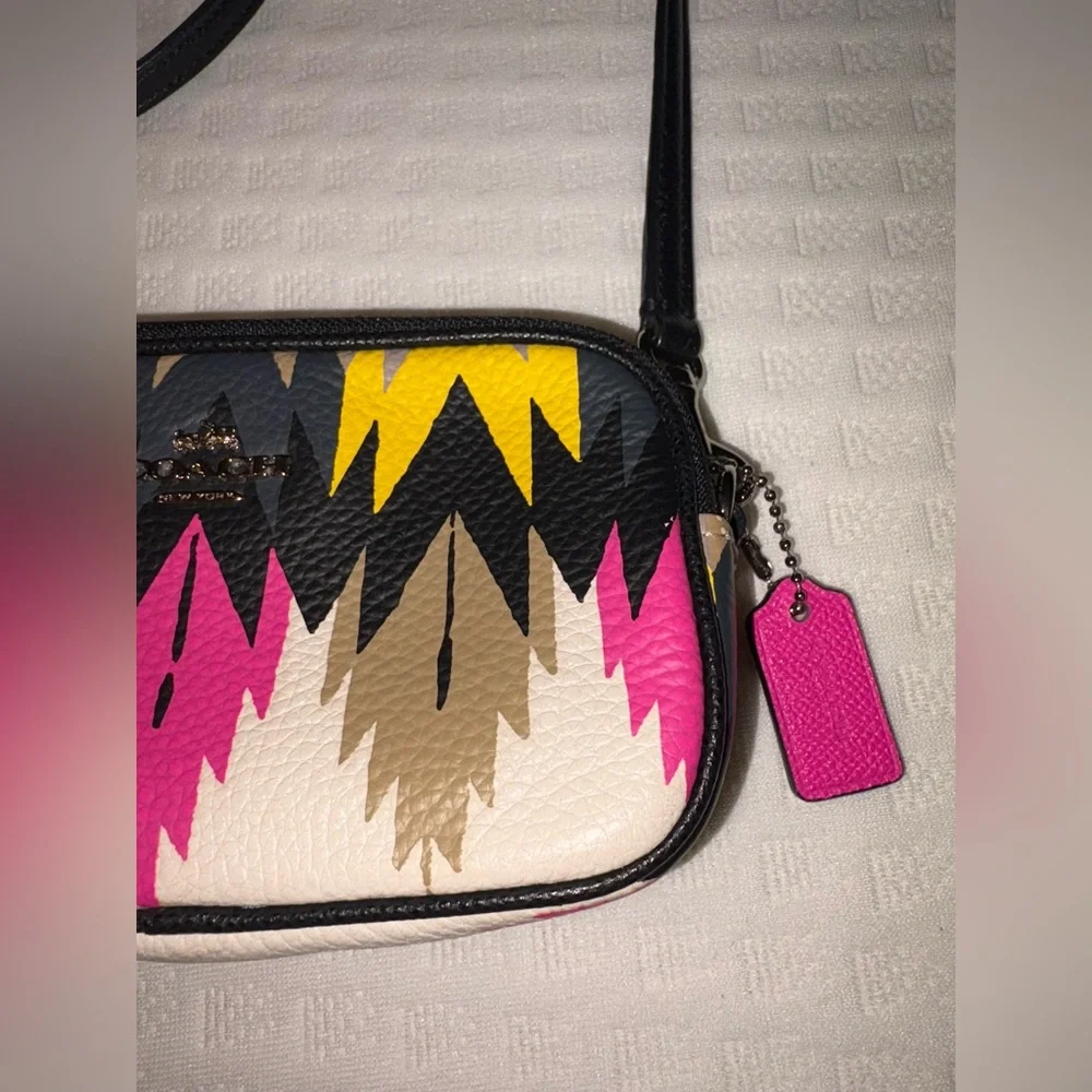 Coach Coachella Hawk Feathers Double Zip Wristlet & Crossbody – Rare - Picture 3 of 14
